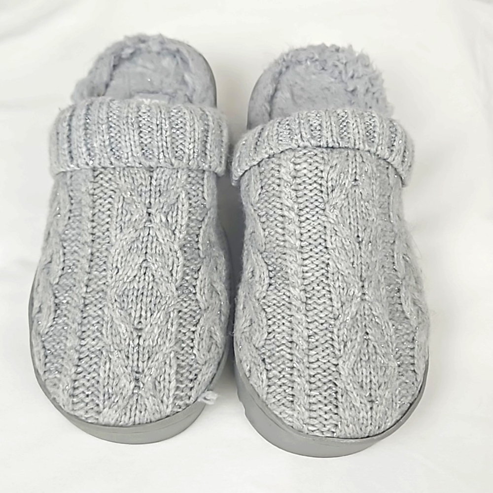 Muk Luks Clog Slippers Grey & Silver Lug Sole Sweaterknit VGUC Small 5/6